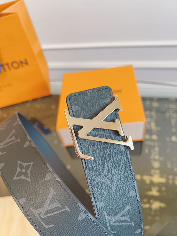 ルイヴィトンベルト着用イメージ